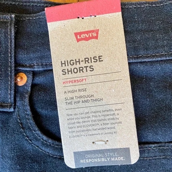 Levi's Black Denim Women's High Rise Hypersoft SHORTS Size 10 - Picture 4 of 5